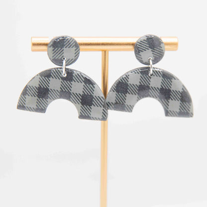 Sweater Weather Arch Plaid: Grey