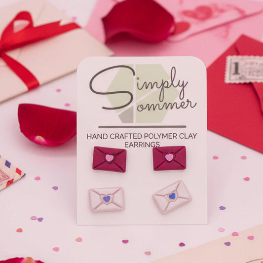 Valentine Post Card Studs (2 Pack)